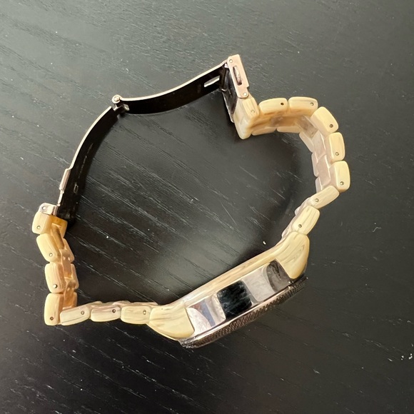 Michael Kors Watch - Picture 4 of 6